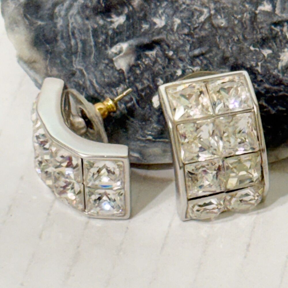 Vtg Signed SWAROVSKI Swan Statement Huggie Earrings Hoop Princess Cut Silvertone
